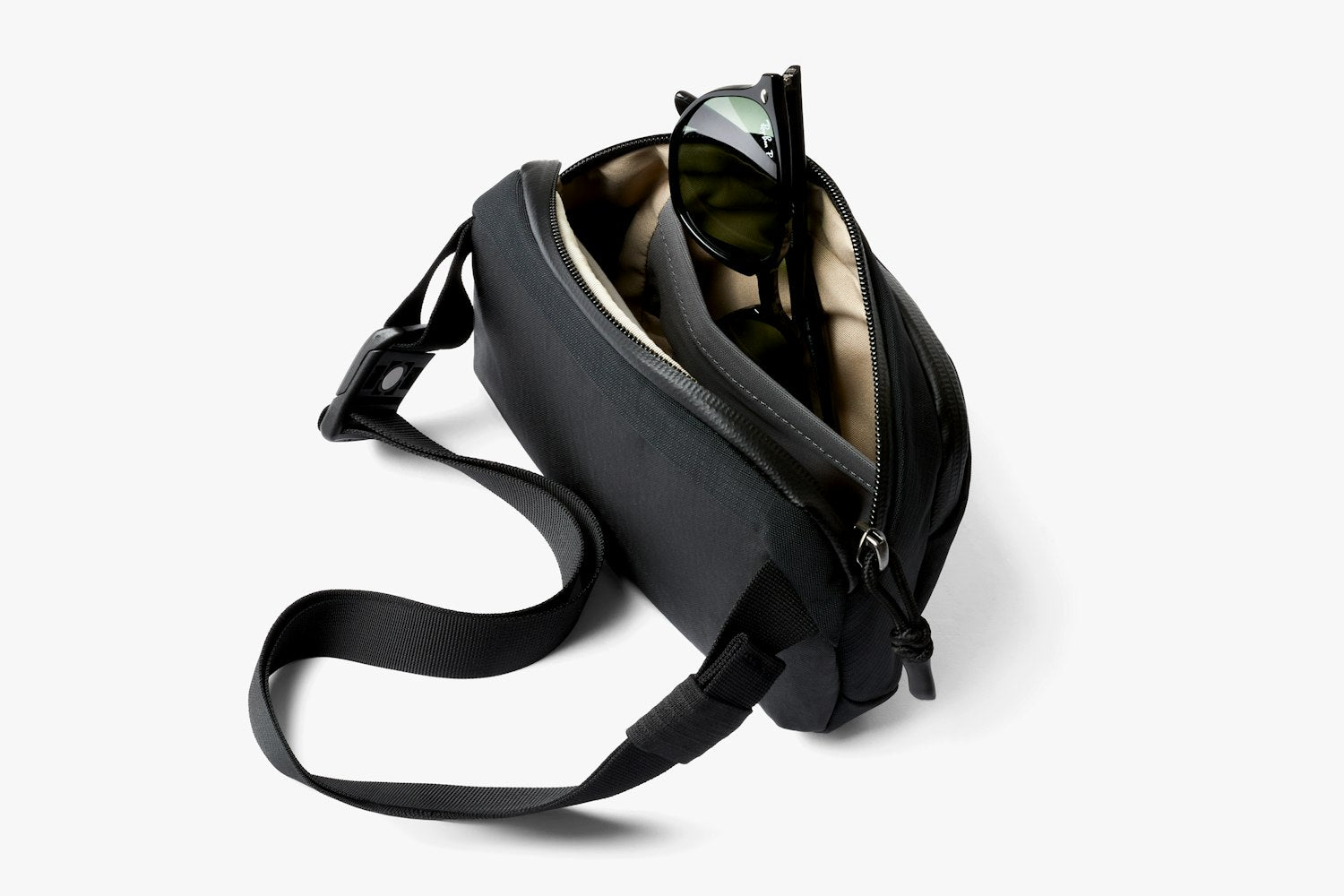 Bellroy Venture Hip Pack 1.5L Black-Men&#39;s Bags-Brooklyn-Vancouver-Yaletown-Canada