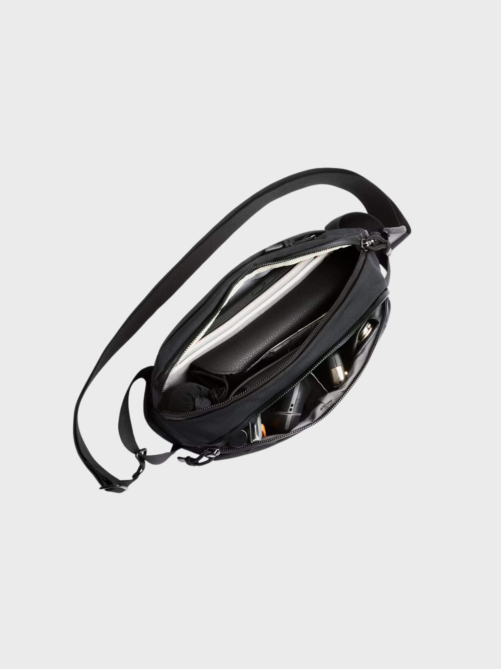 Bellroy Venture Ready Sling 2.5L Black-Men's Bags-Brooklyn-Vancouver-Yaletown-Canada